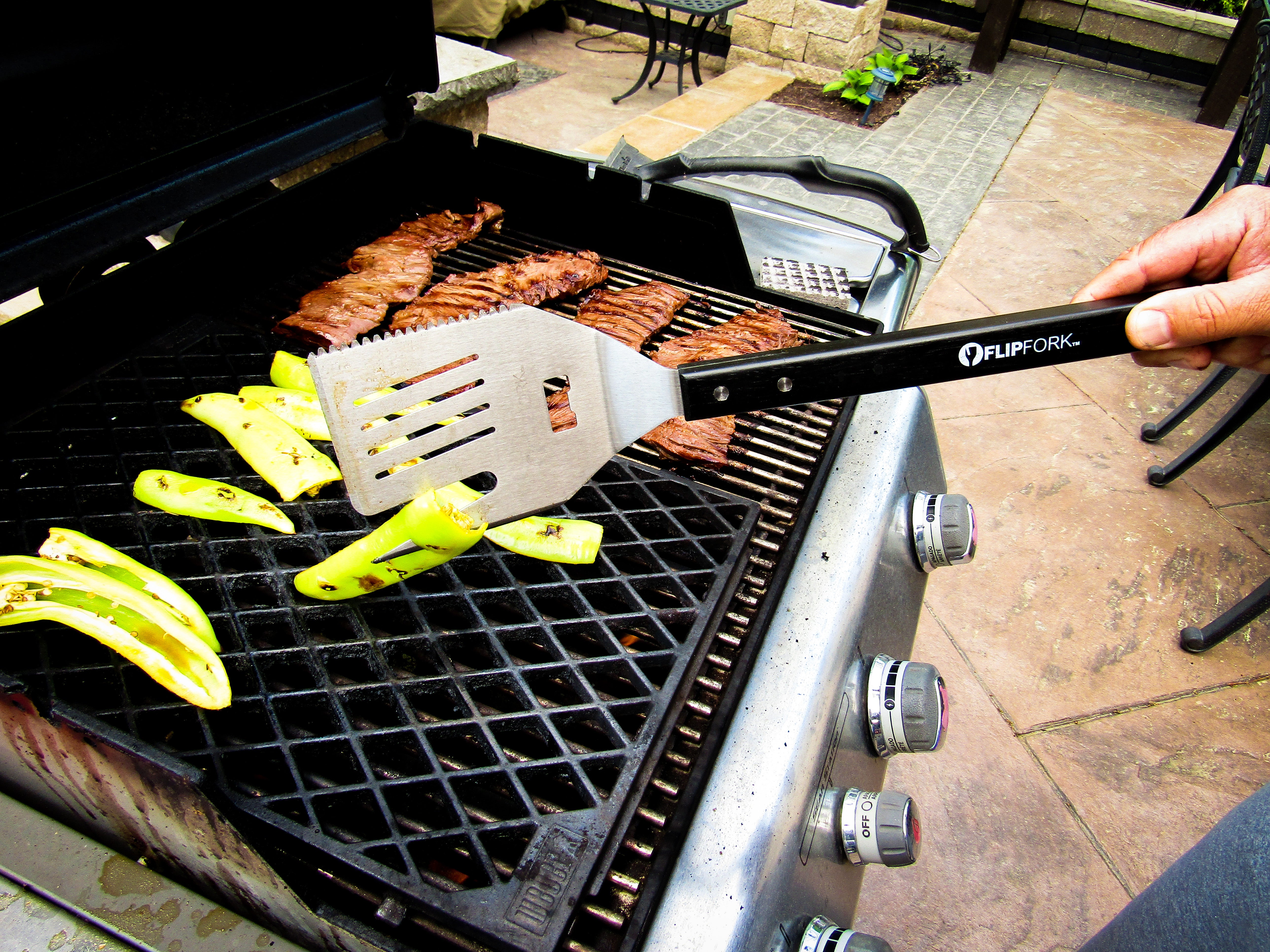 FATHERS DAY DEALS - The 5 in 1 FlipFork Boss